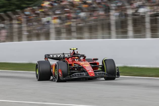 01 VERSTAPPEN Max (nld), Red Bull Racing RB19, action during the Formula 1 AWS Gran Premio de Espana 2023, 7th round of the 2023 Formula One World Championship, WM, Weltmeisterschaft from June 2 to 4, 2023 on the Circuit de Barcelona-Catalunya, in Montmelo, Spain - F1 - SPANISH GRAND PRIX 2023 - RACE DPPI Panoramic  03323010__R3_1578_1