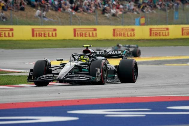 Formel 1 AWS Grand Prix von Spanien 2023 04.06.2023, Circuit de Catalunya, Barcelona, Formel 1 AWS Grand Prix von Spanien 2023 , im Bild Lewis Hamilton (GBR), Mercedes-AMG Petronas Formula One Team
