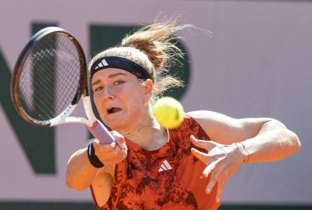 2023 French Open - Day Eight Karolina Muchova during Roland Garros 2023 in Paris, France on June 4, 2023. Paris France  Copyright: xFotoxOlimpikx originalFilename:jastrzebowski-rolandga230604_npcI5.jpg