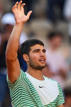 Sport Bilder des Tages 2023 French Open - Day Eight Carlos ALCARAZ (ESP) during his match against Lorenzo MUSETTI (ITA) on Philippe CHATRIER court in The French Open Roland Garros 2023 tennis tournament day eight. Paris France  Copyright: xIbrahimxEzzatx originalFilename:ezzat-notitle230604_npcOI.jpg