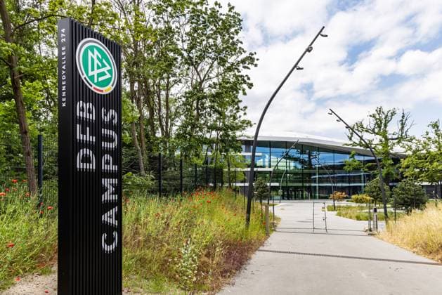 DFB Campus Frankfurt. 180 Millionen Euro hat sich der Deutsche Fußball-Bund sein neues Headquarter mit Fußballhalle, Fußballplätzen und Seminärräumenn kosten lassen. 04.06.2023: Frankfurt am Main, Hessen, Deutschland, Europa Â