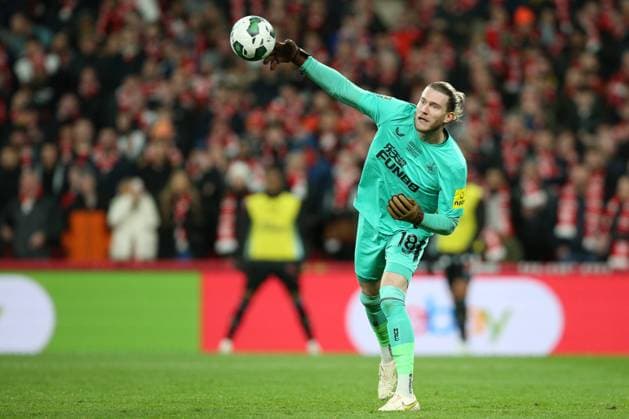 Manchester United, ManU V Newcastle United - Carabao Cup Final Loris Karius, goalkeeper of Newcastle United on the ball during the Carabao Cup Final match between Manchester United and Newcastle United at Wembley Stadium on February 26, 2023 in London, England. London ENGLAND UNITED KINGDOM Copyright: xRichardxSellers Sportsphoto APLx 13948730