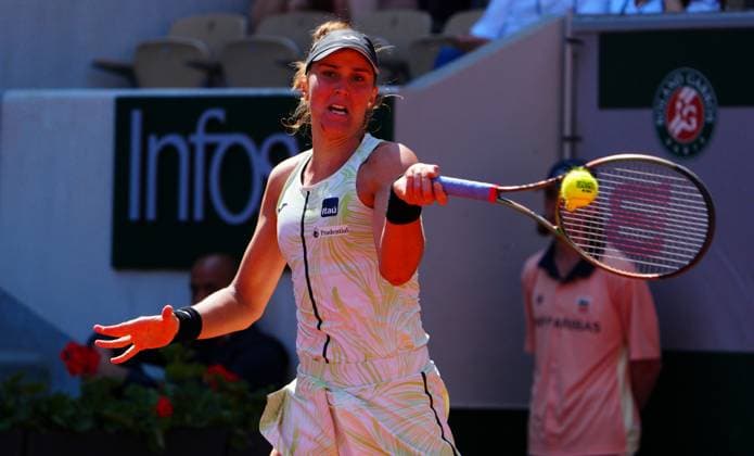 Mandatory Credit: Photo by Javier Garcia Shutterstock (13944044fp) Beatriz Haddad Maia French Open Tennis, Day 9, Roland Garros, Paris, France - 05 June 2023 French Open Tennis, Day 9, Roland Garros, Paris, France - 05 June 2023  Copyright: xJavierxGarcia Shutterstockx 13944044fp