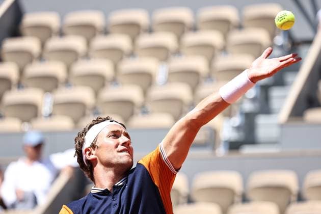 Casper Ruud, NOR, during fourth round of 2023 French Open at Roland Garros, Paris, 05 06 2023; -