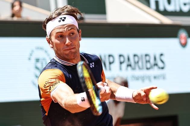 Casper Ruud, NOR, during fourth round of 2023 French Open at Roland Garros, Paris, 05 06 2023; -