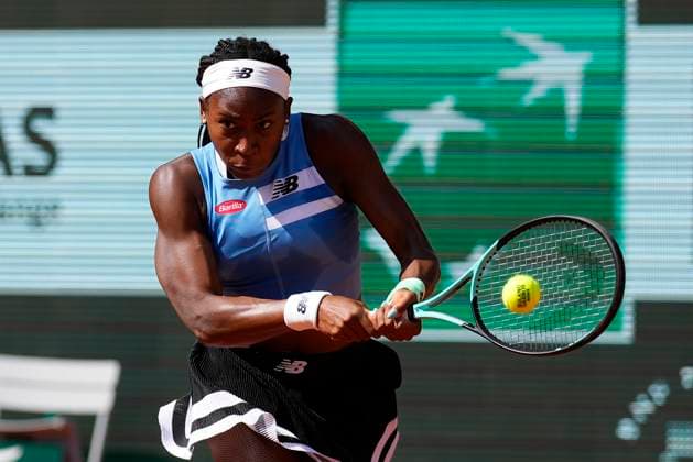 PARIS, FRANCE - JUNE 5: Coco Gauff plays a backhand during 4th round of Roland Garros 2023 match between Anna Karolina Schmiedlova vs Coco Gauff at Roland Garros Stadium on June 5, 2023 in Paris, France. (Photo by Glenn Gervot Icon Sportswire) TENNIS: JUN 05 French Open EDITORIAL USE ONLY Icon2306056954