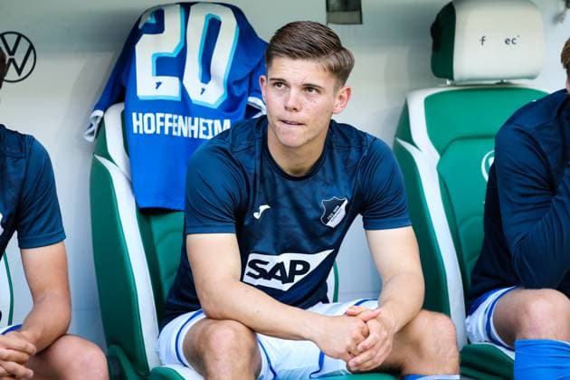Finn Ole Becker (TSG Hoffenheim,20) - 1. Fussball Bundesliga Saison 2022-2023 Punktspiel VfL Wolfsburg vs. TSG Hoffenheim in der Volkswagen Arena in Wolfsburg - Fussball,Deutschland,Mann,Männer,13.05.2023