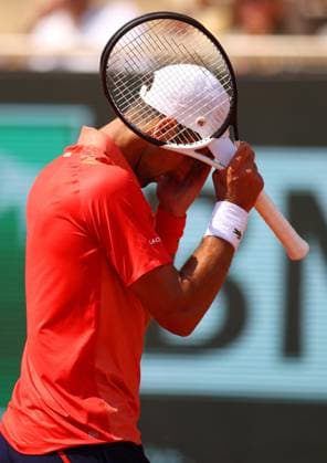 Mandatory Credit: Photo by Ella Ling Shutterstock (13949269ck) Novak Djokovic of Serbia frustrated French Open Tennis, Day 10, Roland Garros, Paris, France - 06 June 2023 French Open Tennis, Day 10, Roland Garros, Paris, France - 06 June 2023  Copyright: xEllaxLing Shutterstockx 13949269ck