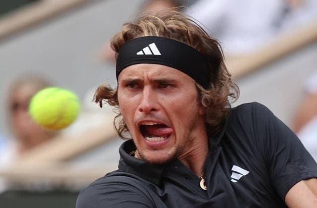 Alexander Zverev of Germany plays against Tomas Martin Etcheverry of Argentina at the Roland Garros French Tennis Open in Paris, France, on Wednesday, June 7, 2023. Zverev won 6-4, 3-6, 6-3, 6-4 and qualified for the semi finals.  PAR20230607107 MAYAxVIDON-WHITE