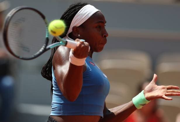 (230608) -- PARIS, June 8, 2023 -- Coco Gauff of the United States competes during the women s singles quarterfinal match between Iga Swiatek of Poland and Coco Gauff of the United States at the French Open tennis tournament at Roland Garros in Paris, France, on June 7, 2023. ) (SP)FRANCE-PARIS-TENNIS-ROLAND GARROS-FRENCH OPEN-WOMEN S SINGLES GaoxJing 