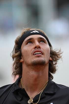 (230608) -- PARIS, June 8, 2023 -- Alexander Zverev reacts during the men s singles quarterfinal match between Alexander Zverev of Germany and Tomas Martin Etcheverry of Argentina at the French Open tennis tournament at Roland Garros in Paris, France, on June 7, 2023. (Photo by Xinhua) (SP)FRANCE-PARIS-TENNIS-ROLAND GARROS-FRENCH OPEN-MEN S SINGLES JulienxMattia 