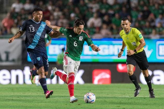 RECORD DATE NOT STATED Seleccion Mexico 2023 Mexico vs Guatemala (L-R); Alejandro Galindo of Guatemala and Alan Cervantes of Mexico during the game Mexico (Mexican national team, Nationalteam vs Guatemala, corresponding to the Friendly match, at El Kraken Stadium, on June 7, 2023. <br><br> (I-D); Alejandro Galindo de Guatemala y Alan Cervantes de Mexico durante el partido Mexico (Seleccion Mexicana) vs Guatemala, correspondiente al Partido Amistoso de preparacion, en el Estadio El Kraken, el 7 de junio de 2023. MAZATLAN SINALOA MEXICO  Copyright: xRobertoxEcheagarayx 20230607214351_SMN_23_AM_MEX_GUA_CERVANTES144