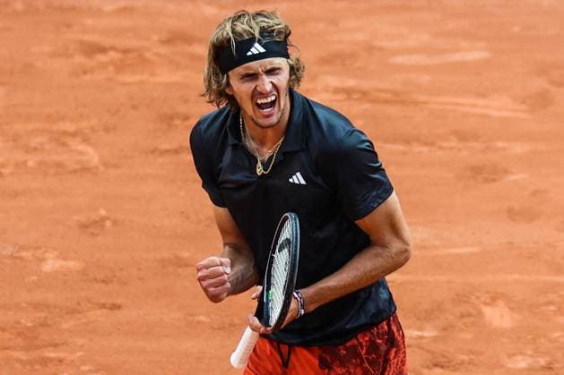 2023 French Open - Day Eleven Alexander ZVEREV (GER) during his match against Tomas MARTIN ETCHEVERRY (ARG) on Philippe CHATRIER court in The French Open Roland Garros 2023 tennis tournament day eleven. Paris France  Copyright: xIbrahimxEzzatx originalFilename:ezzat-notitle230607_npRaJ.jpg