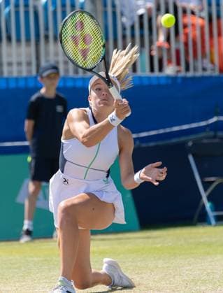 Katie Swan (GBR) playing Oceane Dodin (FRA) during round two of the W100 Surbiton Trophy on day 4 of the Surbiton Trophy at Surbiton Lawn Tennis Club, Surbiton, England on the 8th June 2023. Copyright: xAlanxStanfordx PMI-5583-0010