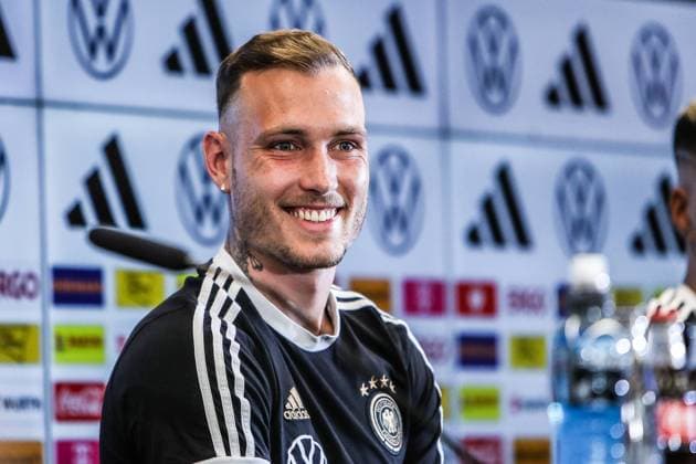 Fussball, Nationalmannschaft Saison 2022 2023 DFB Pressekonferenz 08.06.2023, DFB-Campus David Raum (Deutschland RB Leipzig) lacht Frankfurt am Main DFB-Campus Hessen Deutschland