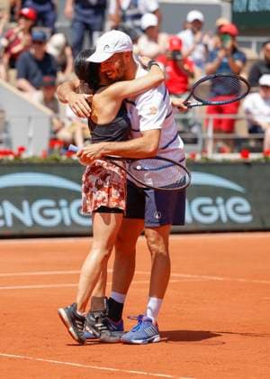 Miyu Kato, Tim Puetz jubeln nach dem Sieg, Jubel, Freude, Emotion, Mixed Doubles, Siegerehrung, Praesentation Copyright: xJuergenxHasenkopfx