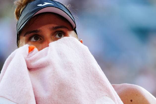 Mandatory Credit: Photo by Javier Garcia Shutterstock (13949272bd) Beatriz Haddad Maia reacts French Open Tennis, Day 12, Roland Garros, Paris, France - 08 June 2023 French Open Tennis, Day 12, Roland Garros, Paris, France - 08 June 2023  Copyright: xJavierxGarcia Shutterstockx 13949272bd