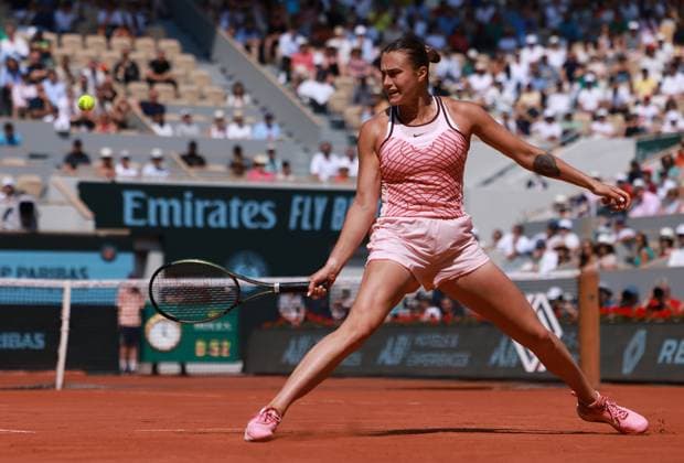 (230609) -- PARIS, June 9, 2023 -- Aryna Sabalenka competes during the women s singles semifinal match between Karolina Muchova of the Czech Republic and Aryna Sabalenka of Belarus at the French Open tennis tournament at Roland Garros in Paris, France, on June 8, 2023. ) (SP)FRANCE-PARIS-TENNIS-ROLAND GARROS-FRENCH OPEN-WOMEN S SINGLES GaoxJing 