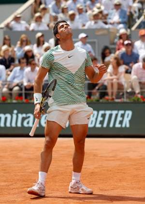 Carlos Alcaraz reagiert veraergert,Aerger, enttaeuscht,Enttaeuschung,Emotion, Halbfinale, Herren Einzel Copyright: xJuergenxHasenkopfx