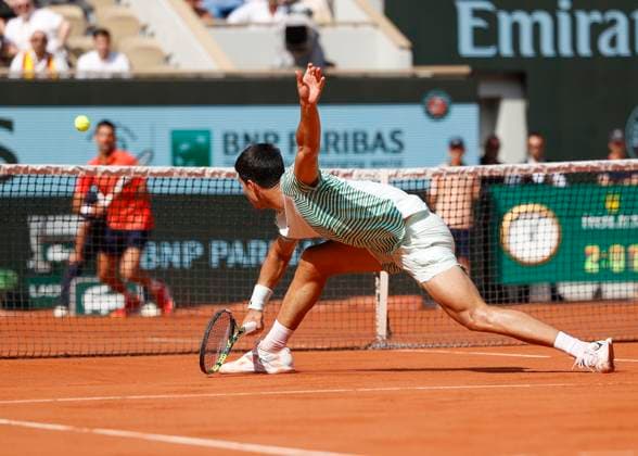 Carlos Alcaraz (ESP), Herren Einzel, Halbfinale Tennis - French Open 2023 - Grand Slam ATP, Tennis Herren WTA, Tennis Damen ITF - Roland Garros - Paris - - France - 9 June 2023. Copyright: xJuergenxHasenkopfx