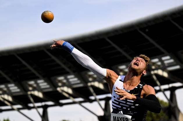 Sport Themen der Woche KW23 Sport Bilder des Tages Kevin Mayer (Fra) - Lancer du Poids ATHLETISME : Diamond League - Paris - 09 06 2023 JBAutissier Panoramic 