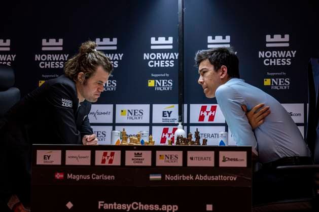 Bilder des Jahres 2023, Sport 06 Juni Bilder des Jahres 2023, Sport 06 Juni Sport Themen der Woche KW23 Sport Bilder des Tages Norway Chess Stavanger 20230609. Magnus Carlsen spiller mot Nodirbek Abdusattorov under Norway Chess 2023 som holdes i Finansparken i Stavanger. Foto: Carina Johansen NTB Stavanger Norge EDITORIAL USE ONLY. RESTRICTED USE FOR BETTING COMPANIES Ref:_SPOS8XBjWQhrjI.jpg  Copyright: xCarinaxJohansenx xNTBx