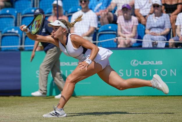 Sport Themen der Woche KW23 Mandatory Credit: Photo by Dave Shopland Shutterstock (13956575ab) Great Britain s Katie Swan wins her semi final in straight sets Lexus Surbiton Trophy, Tennis, Day 7, Surbiton Racket & Fitness Club, London, UK - 10 June 2023 Lexus Surbiton Trophy, Tennis, Day 7, Surbiton Racket & Fitness Club, London, UK - 10 June 2023  Copyright: xDavexShopland Shutterstockx 13956575ab
