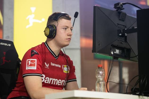 Grand Final der Virtual Bundesliga 2023 Marc Landwehr (Marc_ldw23, Bayer 04 Leverkusen) Grand Final der Virtual Bundesliga 2023, Koeln, Strassenkickerbase, 10.06.2023