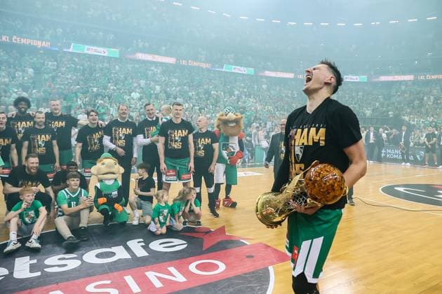 Sport Themen der Woche KW23 Sport Bilder des Tages 2023-06-10 Kaunas Lithuania. Zalgiris Kaunas beat Rytas Vilnius in game five of final series and won Lithuanian champion title. Kaunas Lithuania 20230610916A5918  Copyright: xErikasxOvcarenkox Lithuania sport basketball