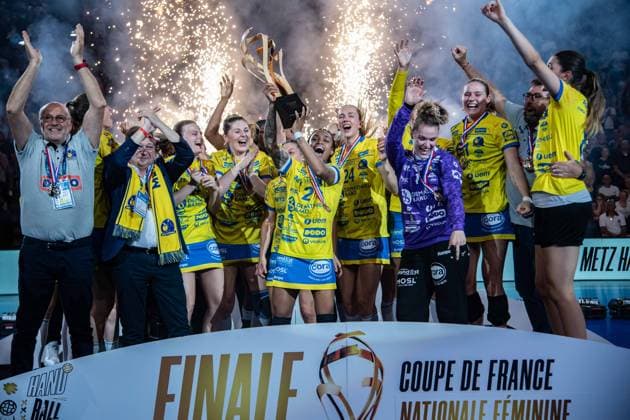 Sport Themen der Woche KW23 Sport Bilder des Tages Metz Handball gagne la Coupe de France Feminine HANDBALL : Metz Handball x Paris 92 - Coupe de France Feminine - Final - 10 06 2023 BaptisteAutissier Panoramic 