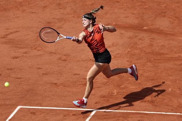 Karolina Muchova, CZE, during final of 2023 French Open at Roland Garros, Paris, 10 06 2023; -