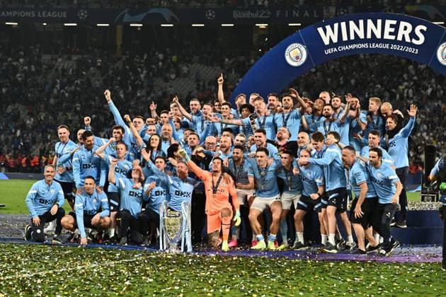 ISTANBUL, TURKEY - JUNE 10: Players of Manchester City FC celebrates with the trophy after the UEFA Champions League 2022 23 final match between FC Internazionale and Manchester City FC at Atatuerk Olympic Stadium on June 10, 2023 in Istanbul, FC Internazionale v Manchester City FC - UEFA Champions League Final 2022 23 Copyright: xSebastianxFrejx
