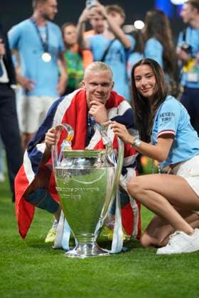The 2023 UEFA Champions League Final match between Manchester City and Internazionale Milano Erling Haaland celebrates, as Manchester City are crowned Champions of Europe and celebrate the title after the UEFA Champions League Final match between Manchester City and Internazionale Milano, at Atatürk Olympic Stadium on June 10, 2023 in Istanbul, Turkey. Istanbul Atatürk Olympic Stadium BaÅüakÅüehir Turkey Copyright: xAlexandraxFechetex _ADR2058