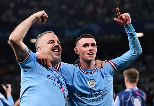 Turkey Soccer Champions League Manchester City - Inter 8453087 11.06.2023 Manchester City s Phil Foden, right, celebrates after the team s victory in the UEFA Champions League final soccer match between Manchester City and Inter Milan at Ataturk Olympic stadium, in Istanbul, Turkey. Alexey Filippov Sputnik Istanbul Turkey  Copyright: xAlexeyxFilippovx