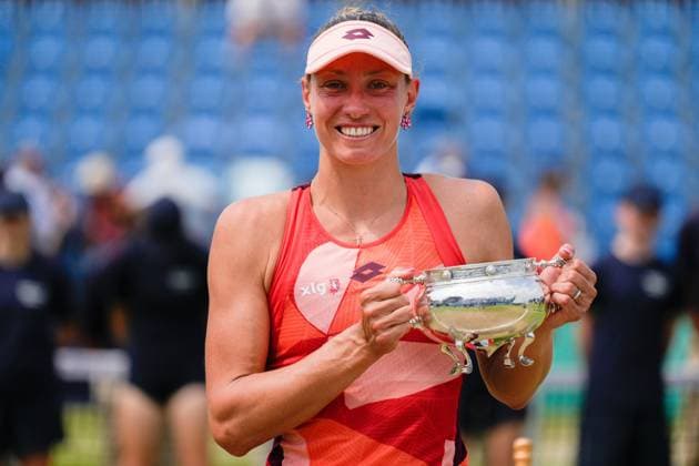 Mandatory Credit: Photo by Dave Shopland Shutterstock (13956576an) Belgium s Yanina Wickmayer with winners trophy Lexus Surbiton Trophy, Tennis, Day 8, Surbiton Racket & Fitness Club, London, UK - 11 June 2023 Lexus Surbiton Trophy, Tennis, Day 8, Surbiton Racket & Fitness Club, London, UK - 11 June 2023 Copyright: xDavexShopland Shutterstockx 13956576an