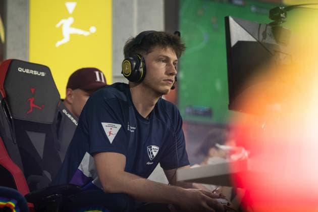 Grand Final der Virtual Bundesliga 2023 Timo Siep (TimoX, VFL Bochum) Grand Final der Virtual Bundesliga 2023, Koeln, Strassenkickerbase, 10.06.2023