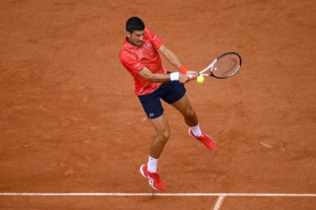 Novak Djokovic (Srb) TENNIS : Roland Garros 2023 - Finale Messieurs - Paris - 11 06 2023 JBAutissier Panoramic 