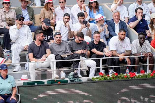 French Open, Roland Garros finale: Casper Ruud - Novak Djokovic Paris, Frankrike 20230611. Olivier Giroud (t.v.) pa tribunen under finalen i tennis i Roland-Garros-turneringen i Paris mellom Casper Ruud og Novak Djokovic fra Serbia. Foto: Beate Oma Dahle NTB Paris Frankrike EDITORIAL USE ONLY. RESTRICTED USE FOR BETTING COMPANIES Ref:_SPO_BNC0259475996st.jpg  Copyright: xBeatexOmaxDahlex xNTBx