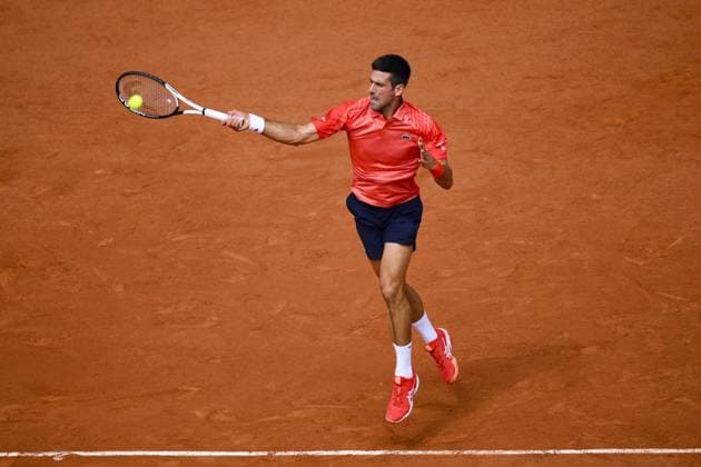 Novak Djokovic (Srb) TENNIS : Roland Garros 2023 - Finale Messieurs - Paris - 11 06 2023 JBAutissier Panoramic 