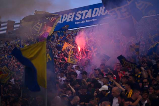Spezia Calcio v Hellas Verona FC - Serie A Fans of Hellas Verona FC show their support during the Serie A relegation play-off football match between Spezia Calcio and Hellas Verona FC. Reggio Emilia Italy Copyright: xNicolòxCampox