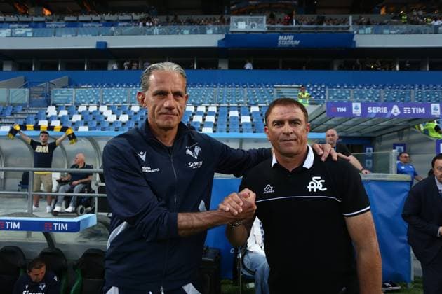 Foto Gianni Santandrea LaPresse 11 Giugno 2023 Reggio Emilia, Italia - calcio - Spezia vs Hellas Verona - Spareggio salvezza serie A TIM 2022 2023 - Mapei Stadium. Nella foto: mister Zaffaroni e SempliciJune 11, 2023 Reggio Emilia, Italy - sport, soccer - Spezia vs Hellas Verona - Italian Serie A Football Championship 2022 2023 - Mapei Stadium. In the pic: mister Zaffaroni and Semplici  Copyright: xGiannixSantandrea LaPressex