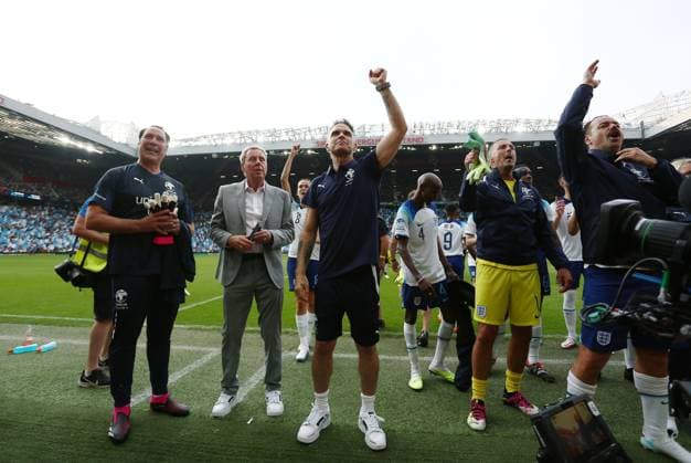 Mandatory Credit: Photo by Matt West Shutterstock (13949253br) Robbie Williams Soccer Aid 2023 England XI v World XI, Soccer Aid for Unicef 2023, Football, Old Trafford, Manchester, UK - 11 Jun 2023 EDITORIAL USE ONLY No use with unauthorised audio, video, data, fixture lists, club league logos or live services. Online in-match use limited to 120 images, no video emulation. No use in betting, games or single club league player publications. England XI v World XI, Soccer Aid for Unicef 2023, Football, Old Trafford, Manchester, UK - 11 Jun 2023 EDITORIAL USE ONLY No use with unauthorised audio, video, data, fixture lists, club league logos or live services. Online in-match use limited to 120 images, no video emulation. No use in betting, games or single club league player publications.  Copyright: xMattxWest Shutterstockx 13949253br