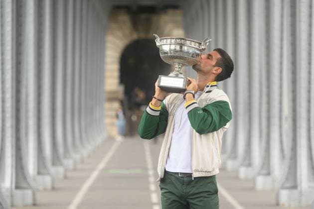 French Open - Novak Djokovic Poses With His Trophy Novak Djokovic of Serbia poses with The Musketeers? Cup after winning his 23rd grand slam trophy on the Bir-Hakeim bridge after winning the Men s Singles Title in the 2023 French Open on June 12, 2023 in Paris, France. Photo by Laurent Zabulon ABACAPRESS.COM attend the French Open 2021 at Roland Garros on June 11, 2023 in Paris, France. Photo by Laurent Zabulon ABACAPRESS.COM Paris France  Copyright: xZabulonxLaurent ABACAx 856704_023 ZabulonxLaurent ABACAx 0259523638st