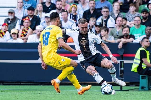 Oleksandr Tymchyk (Ukraine, 18), David Raum (Deutschland, 03) Deutschland vs. Ukraine, Fussball, Laenderspiel, Testspiel, 11.06.2023 Deutschland vs. Ukraine, Fussball, Laenderspiel, Testspiel, 11.06.2023 Bremen Copyright: xEibner-Pressefoto MarcelxvonxFehrnx EP_MFN