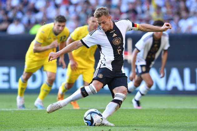 Fußball Länderspiel Deutschland - Ukraine am 12.06.2023 im wohninvest WESERSTADION in Bremen Joshua Kimmich ( Deutschland ) schießt einen Elfmeter zum 3:3 DFB regulations prohibit any use of photographs as image sequences and or quasi-video.