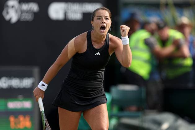 Mandatory Credit: Photo by Paul Currie Shutterstock (13961296x) Jodie Burrage of Great Britain celebrates winning her round of 16 match against Magda Linette of Poland Rothesay Open, Day Four, Tennis, Nottingham Tennis Centre, Nottingham, UK - 15 Jun 2023 Rothesay Open, Day Four, Tennis, Nottingham Tennis Centre, Nottingham, UK - 15 Jun 2023  Copyright: xPaulxCurrie Shutterstockx 13961296x