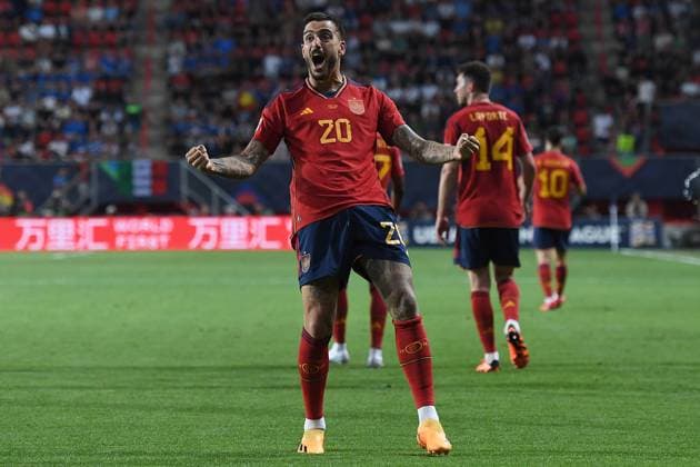 Fußball UEFA Nations League Halbfinale Spanien - Italien am 15.06.2023 in De Grolsch Veste in Enschede Torjubel zum 2:1 durch Joselu ( Spanien )