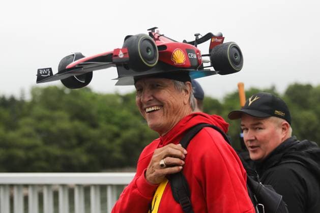 F1 Grand Prix Of Canada Practice A fan before practice ahead of the Formula 1 Grand Prix of Canada at Circuit Gilles Villeneuve in Montreal, Canada on June 16, 2023. Montreal Canada  Copyright: xJakubxPorzyckix originalFilename:porzycki-f1grandp230616_npiKS.jpg