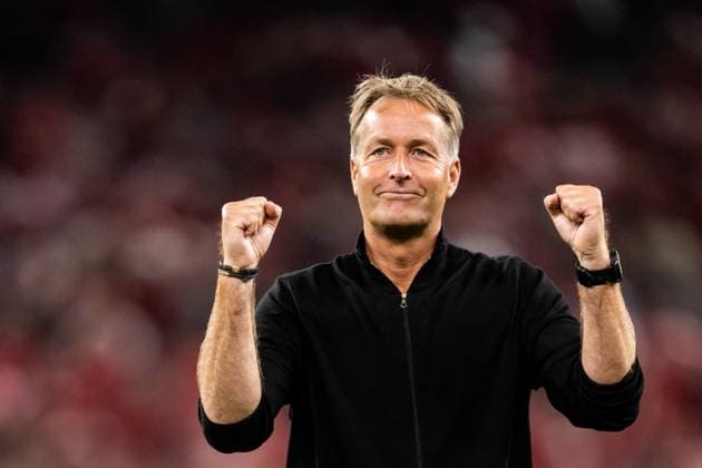 230616 Head coach Kasper Hjulmand of Denmark celebrates after the UEFA EURO, EM, Europameisterschaft,Fussball Qualifier, EM, Europameisterschaft football match between Denmark and Northern Ireland on June 16, 2023 in Copenhagen. Photo: Petter Arvidson BILDBYRAN kod PA PA0585 bbeng football soccer fotboll fotball uefa euro qualifier landskamp em-kval em-kvalifisering em-kvalik denmark northern ireland danmark nordirland jubel Copyright: PETTERxARVIDSON BB230616PA198