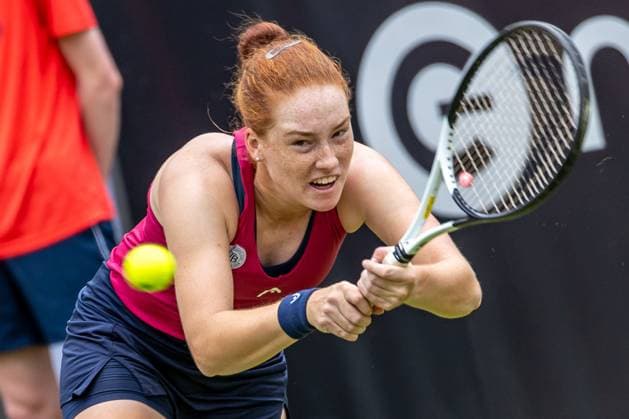 Berlin, 17.06.23, Tennis: Grass Court Championships Berlin im Steffi-Graf-Stadion. Damen, Einzel, Qualifikationsrunde, Seidel (Deutschland) - Siegemund (Deutschland). Ella Seidel (Deutschland) retourniert den Ball an. bett1open 2023 - Grass Court Championships Berlin